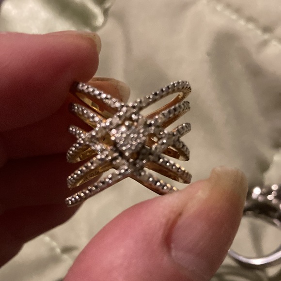 Beautiful CrissCross Ring 14k Over Sterling Silver Size 6 - Picture 2 of 5